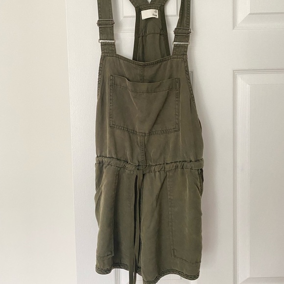 Aritzia Beatriz Overalls - Picture 3 of 4